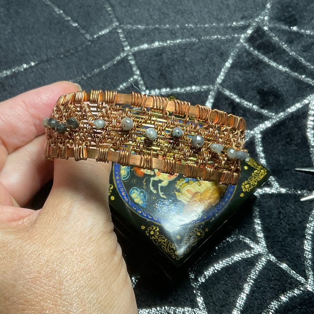 Labradorite bracelet - Picture 3 of 7